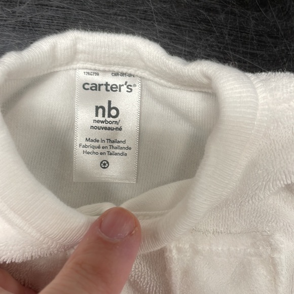 Carters Newborn outfit VGUC - Picture 5 of 5